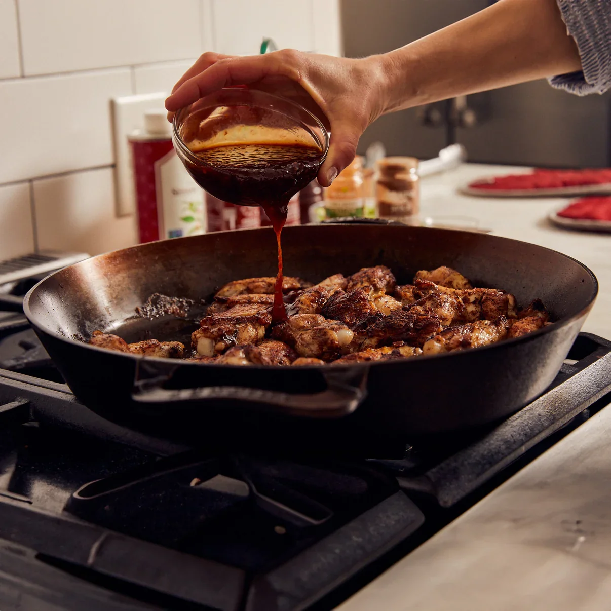Smithey No. 14 Dual Handle Skillet - Image 5