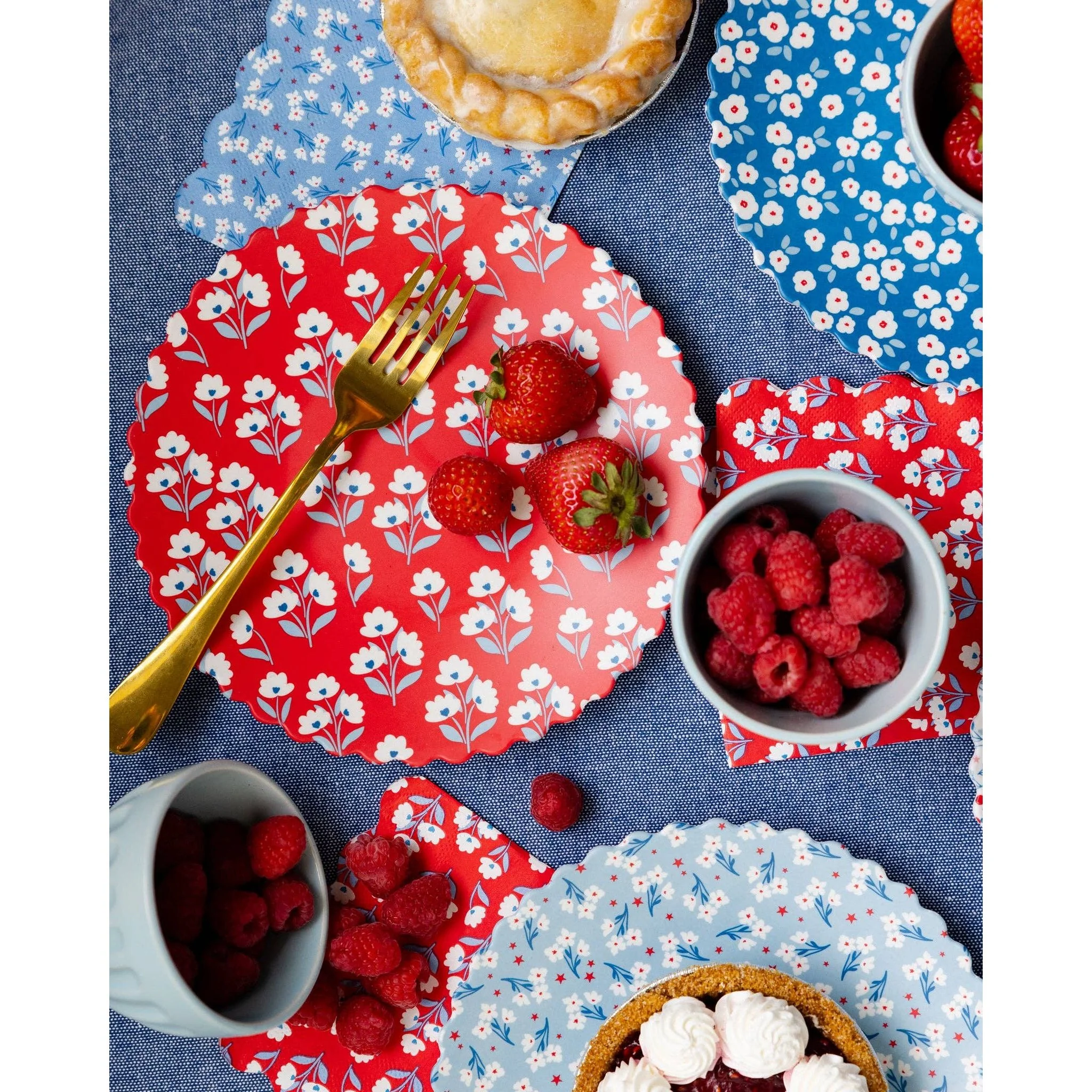 Floral Bamboo Patriotic Plate - Image 5