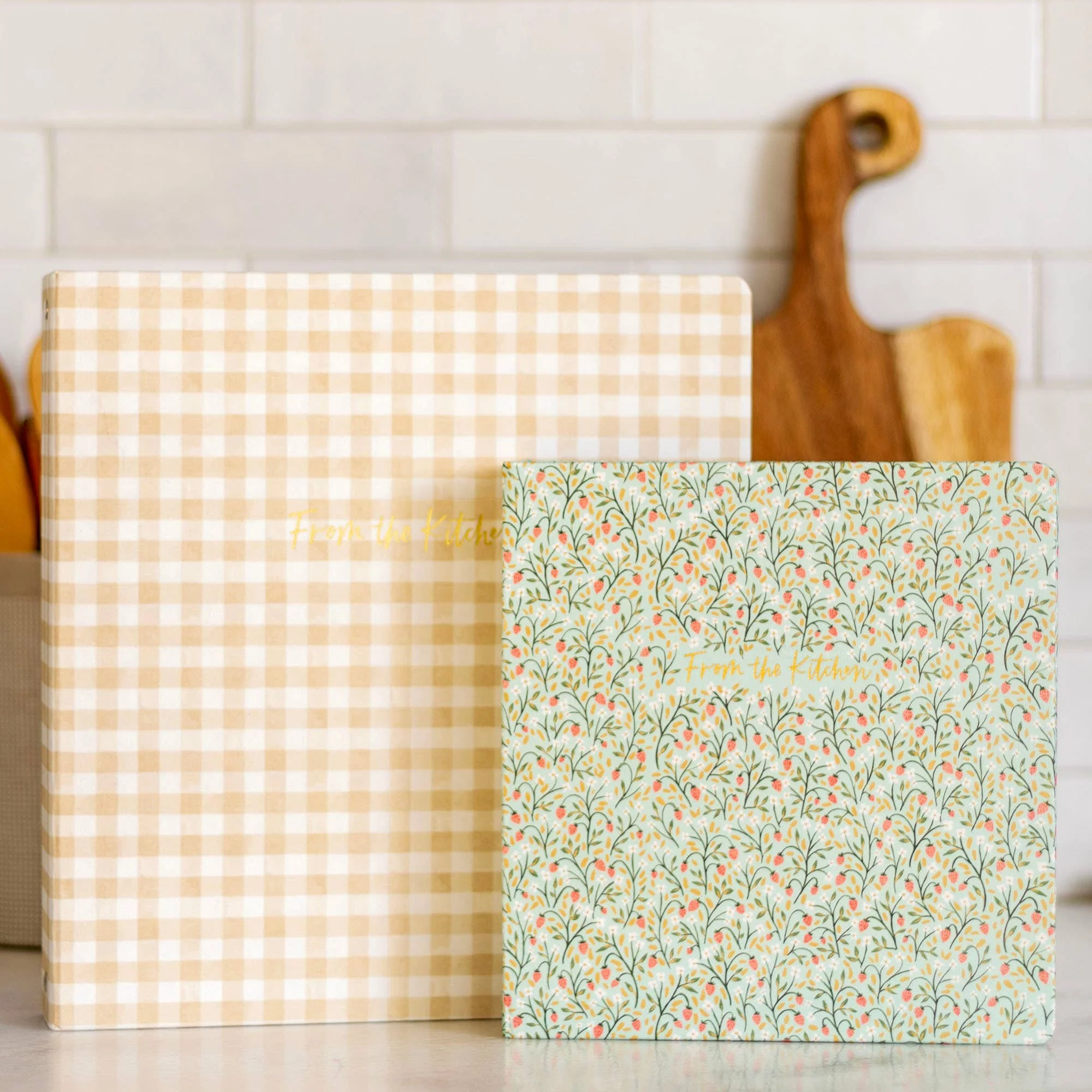 Beige Gingham Large Recipe Binder - Image 9