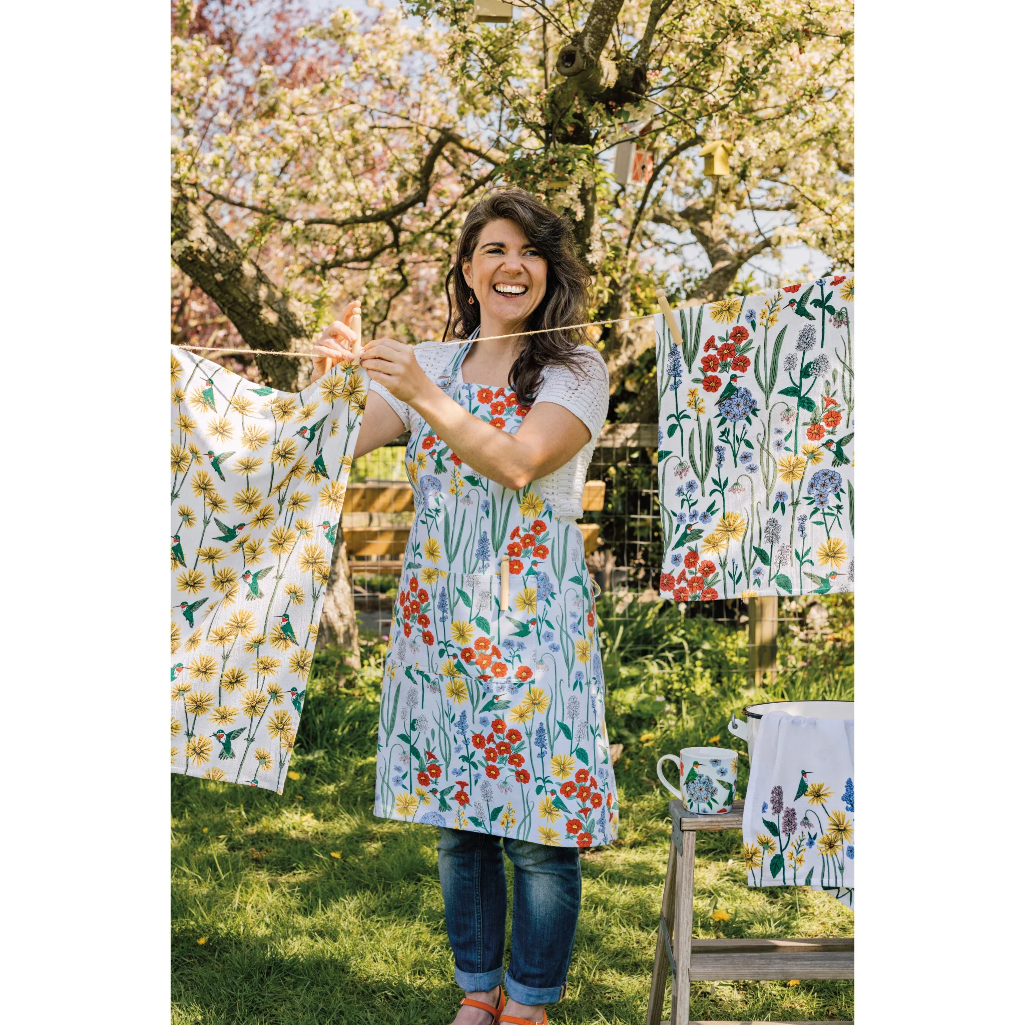 Hummingbird Chef Apron - Image 2