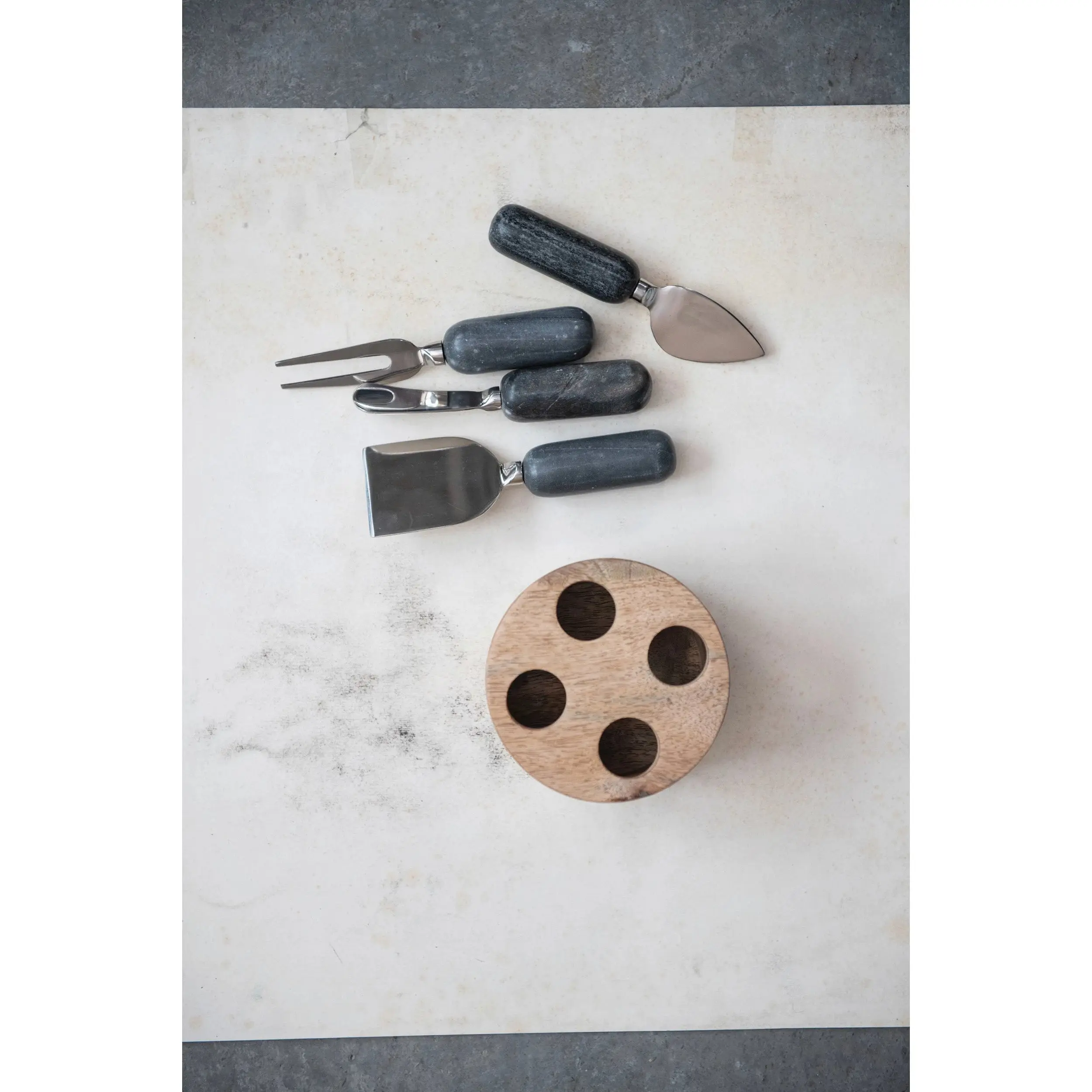 Cheese Servers with Wood Stand. Set of 5 - Image 4