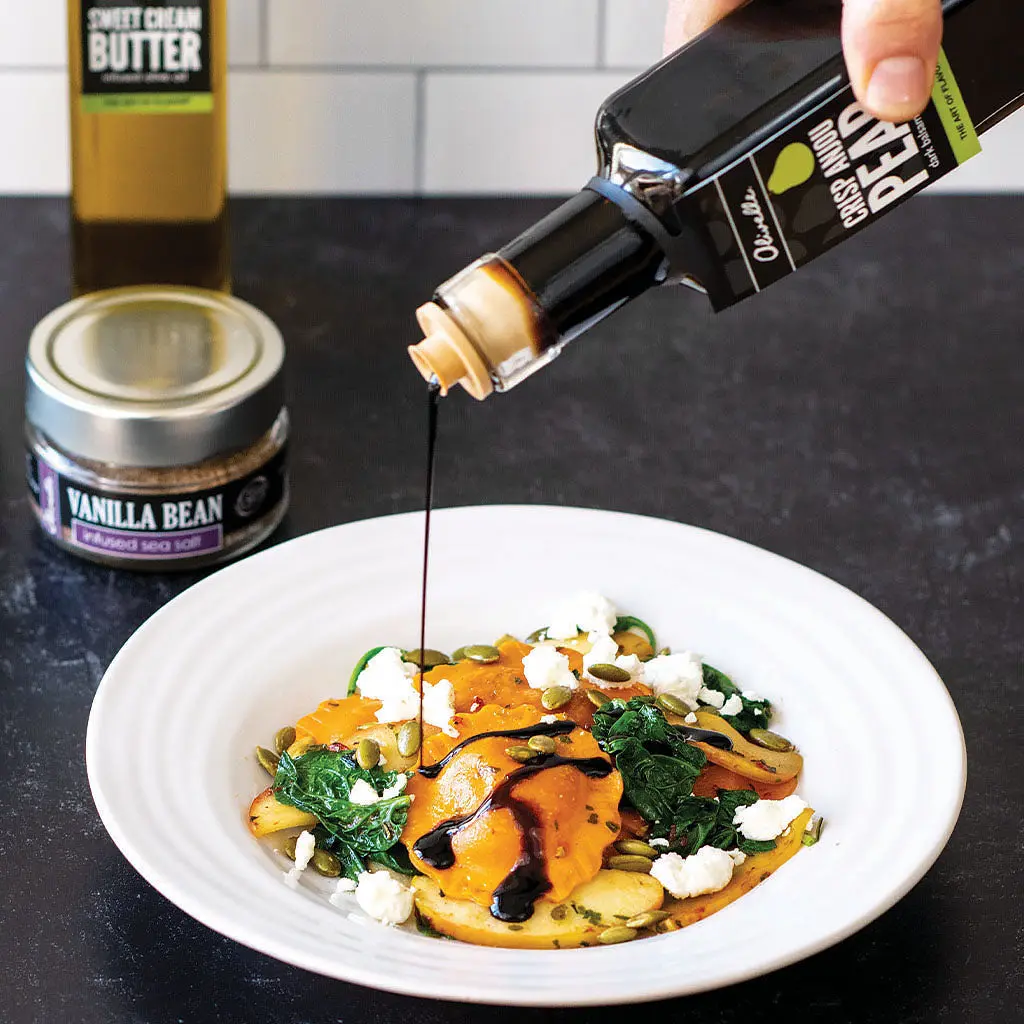 Crisp Anjou Pear Balsamic Vinegar - Image 2