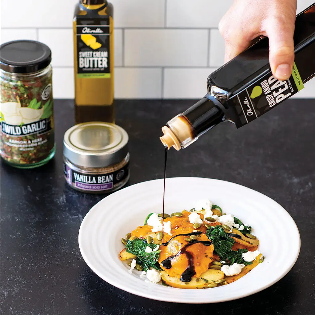 Crisp Anjou Pear Balsamic Vinegar - Image 3