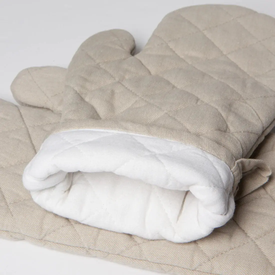 Dove Gray Stonewash Oven Mitt - Image 4