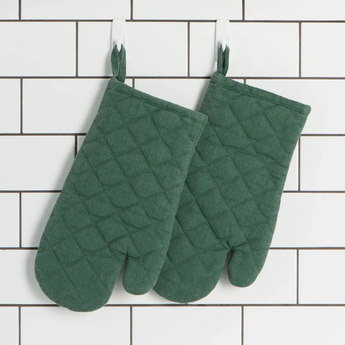 Jade Green Stonewash Oven Mitt - Image 2