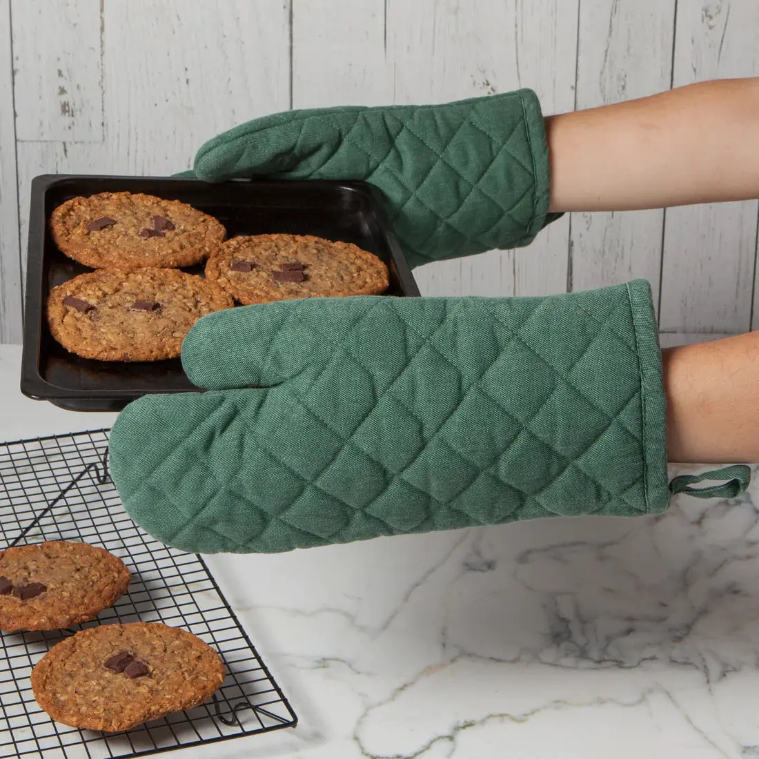 Jade Green Stonewash Oven Mitt - Image 4