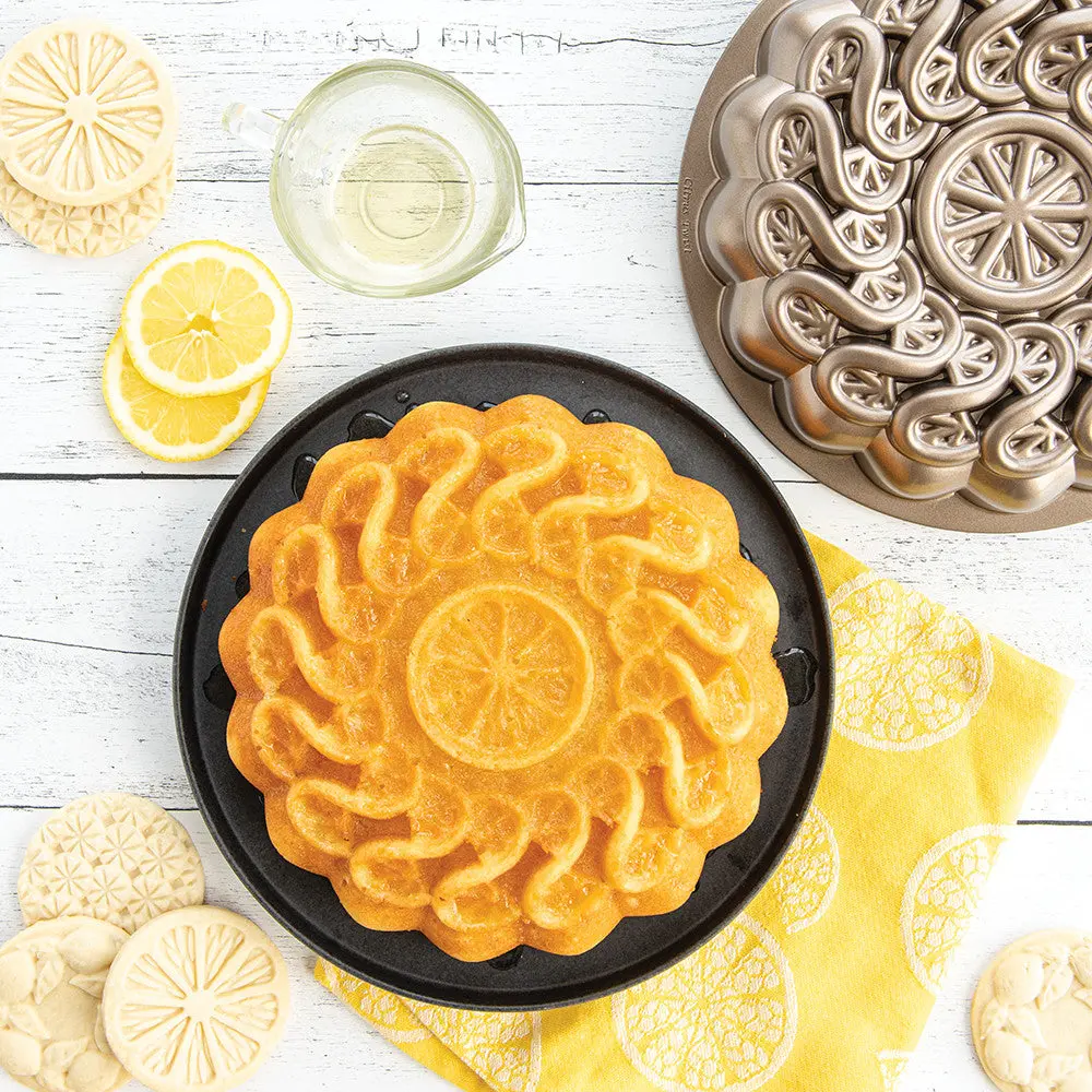 Nordic Ware Citrus Twist Pan - Image 7