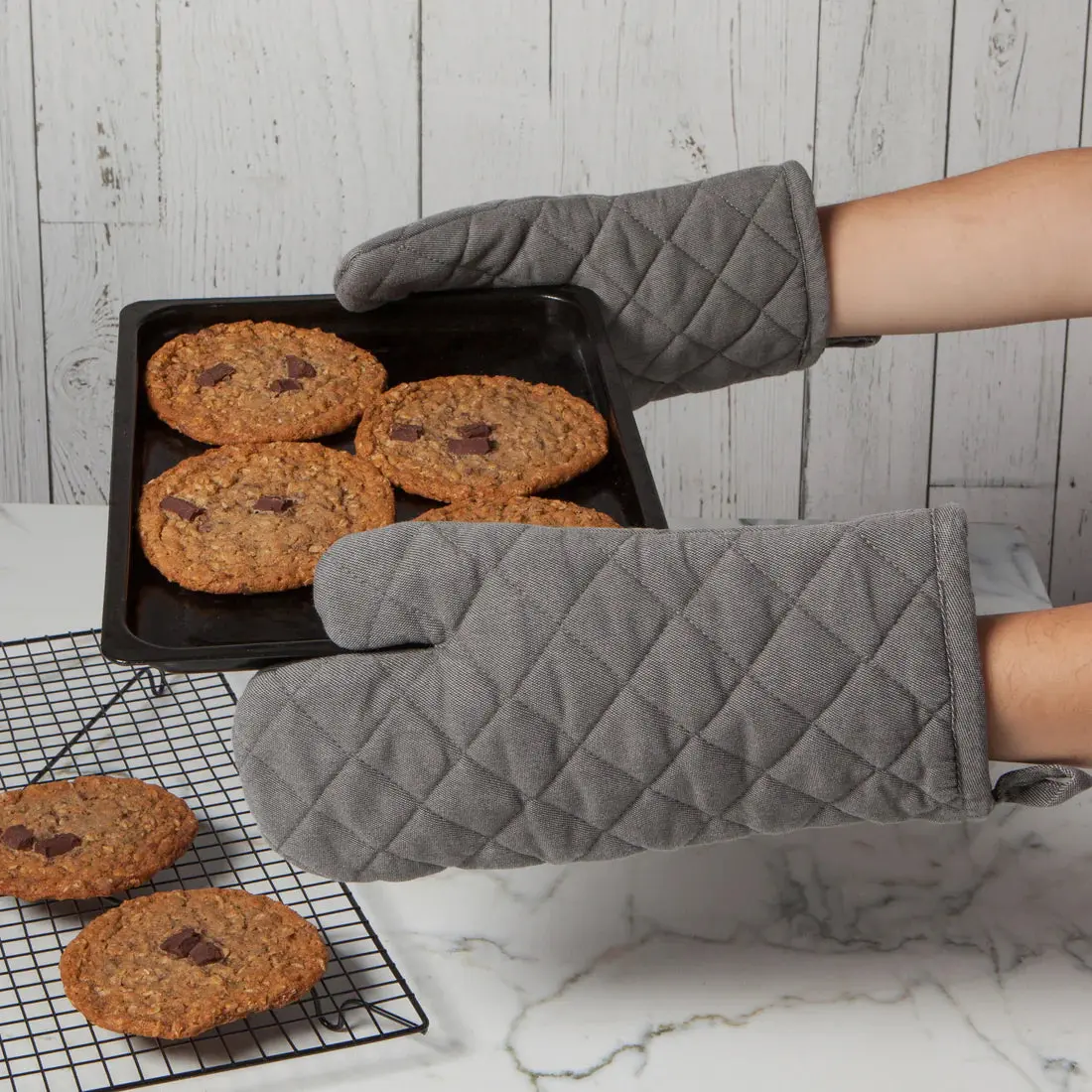 Shadow Stonewash Oven Mitt - Image 4