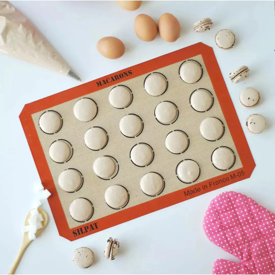 Silpat Macaron Baking Mat - Image 2