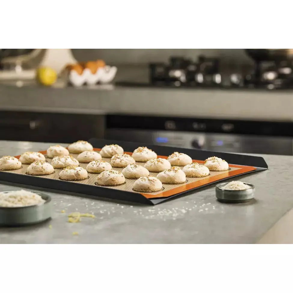 Silpat Macaron Baking Mat - Image 3