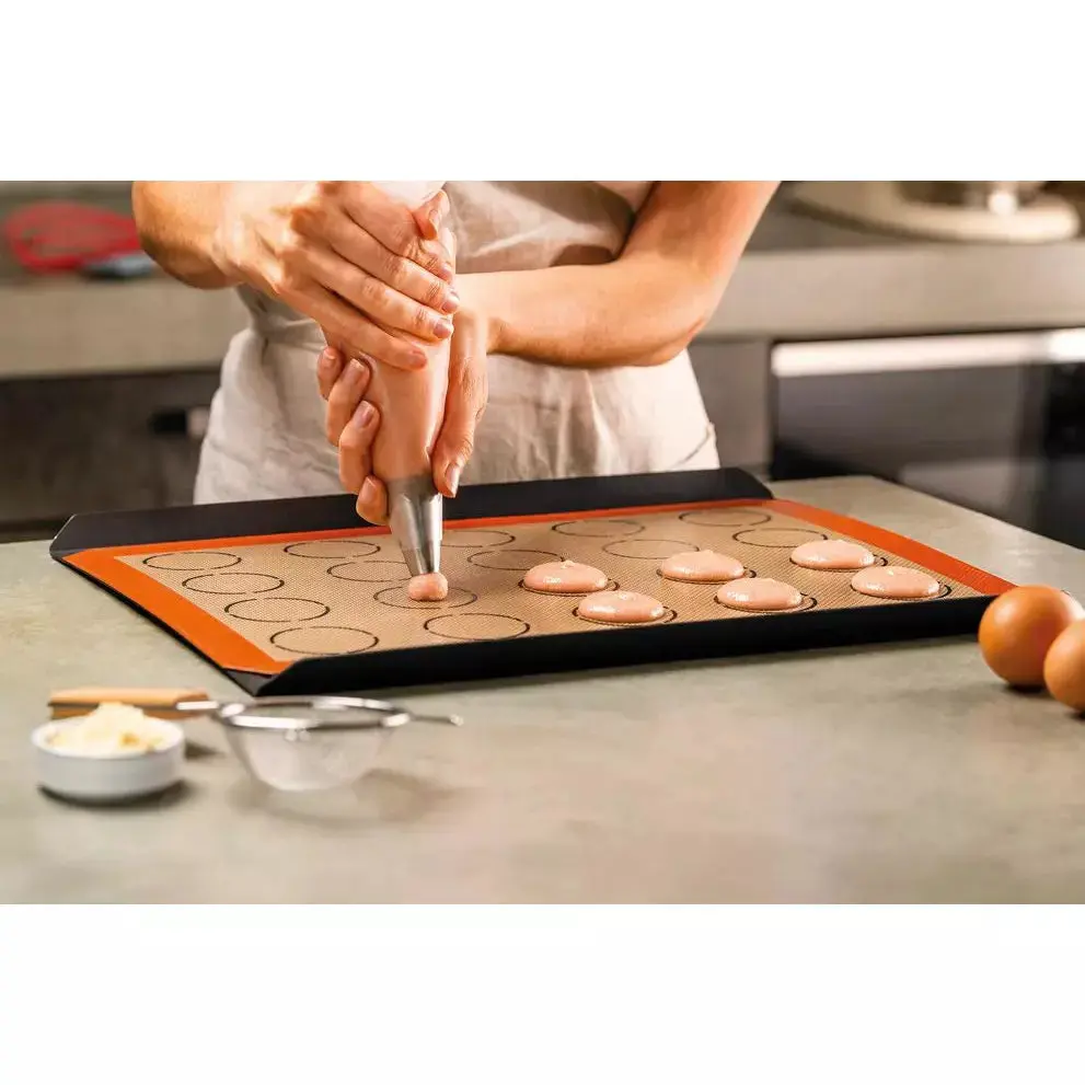 Silpat Macaron Baking Mat - Image 6
