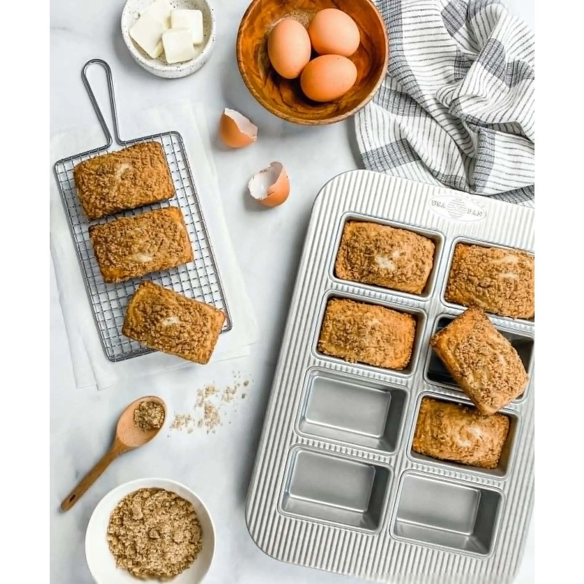 USA Pan Mini Bread Loaf Pan. 8 Well - Image 2