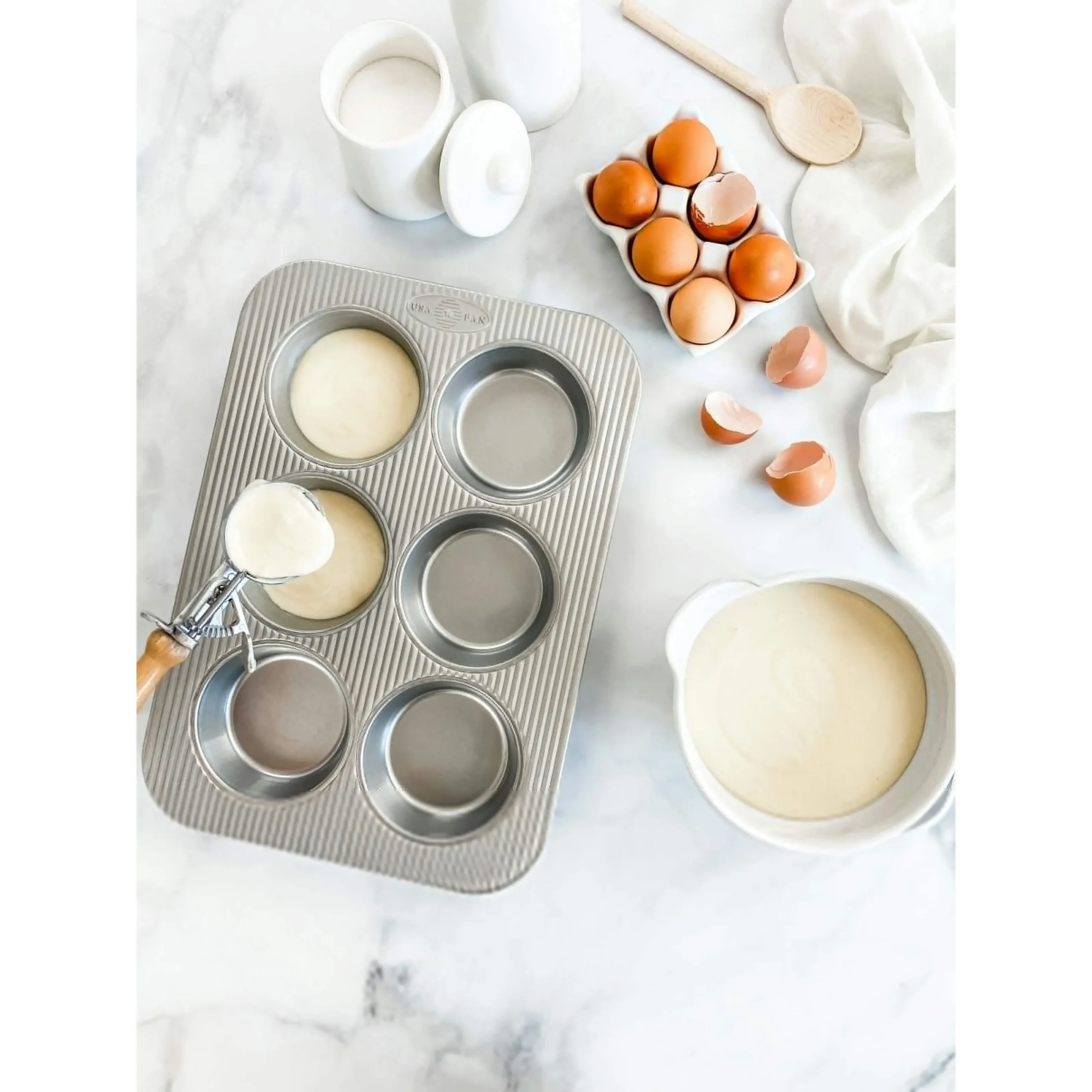 USA Pan Mini Round Cake Pan. 6 Well - Image 2