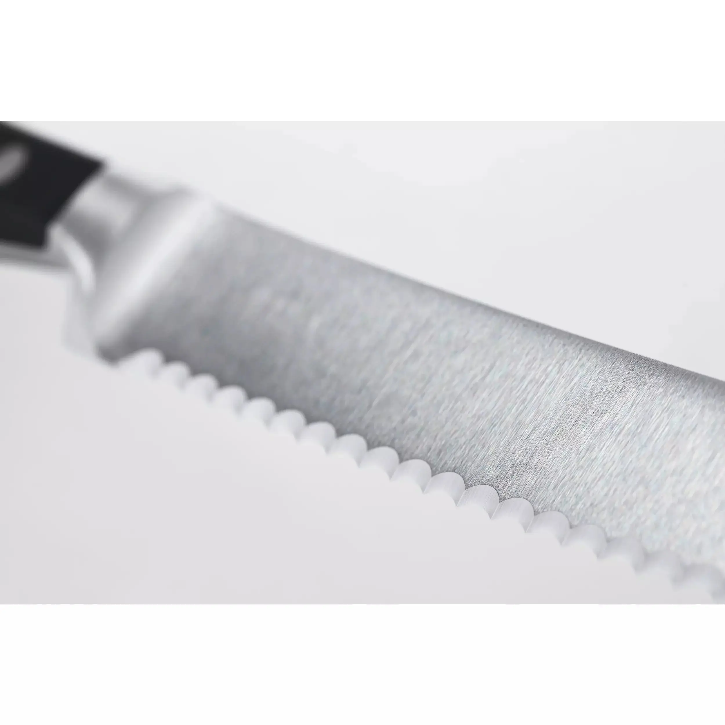 Wusthof Classic 5 Serrated Utility Knife - Image 2