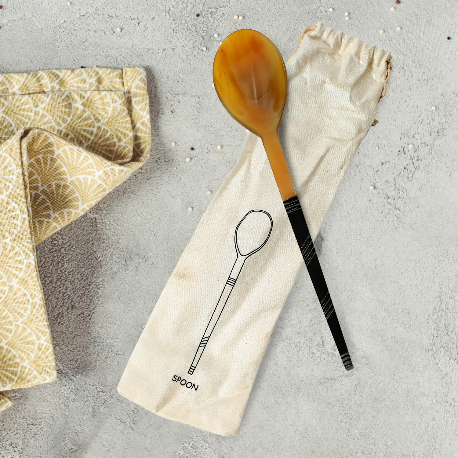 Horn Serving Spoon in Printed Drawstring Bag - Image 6