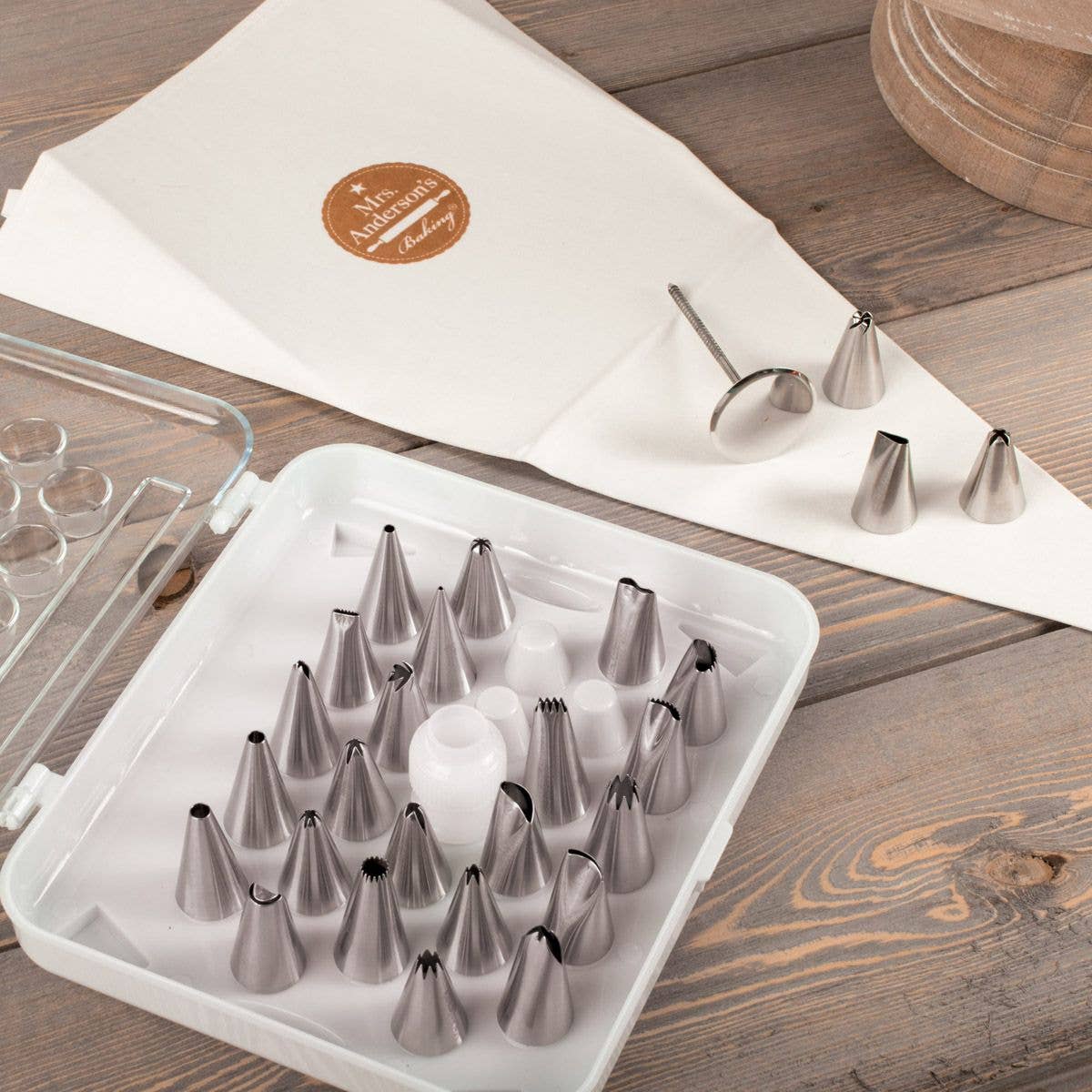 Mrs. Anderson's Baking Pastry Decorating Set. 26 Tips - Image 2
