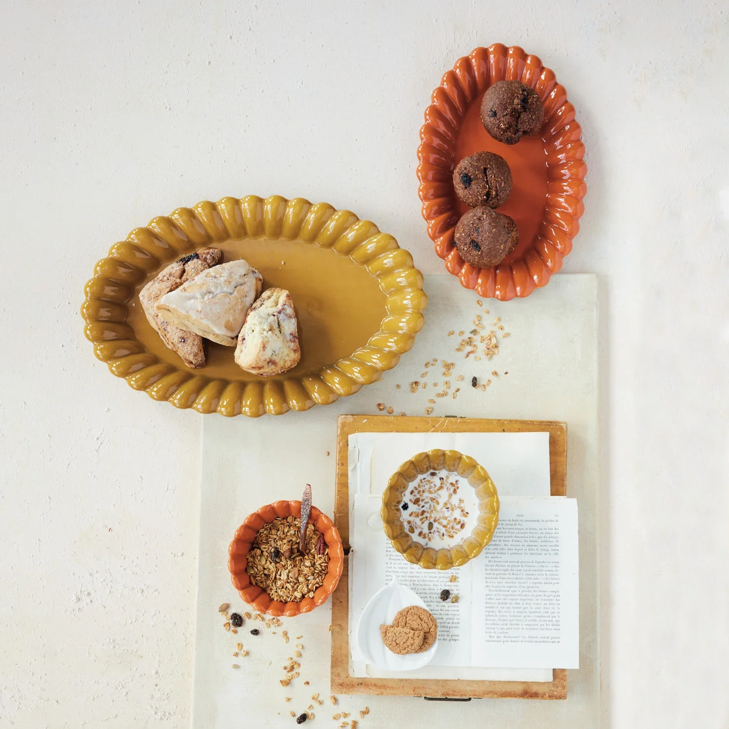 Stoneware Pumpkin Shaped Dish. White - Image 3
