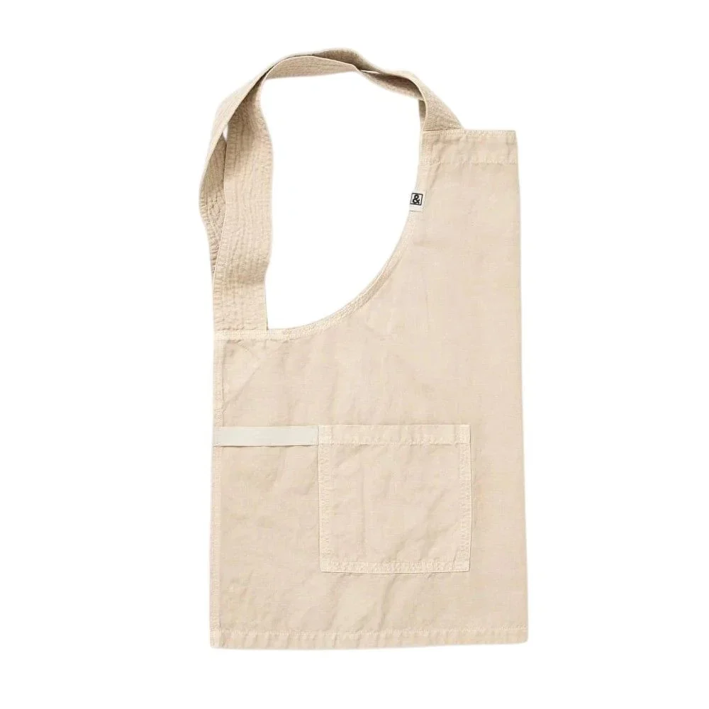 Hedley & Bennett Smock Apron in Oat - Image 4