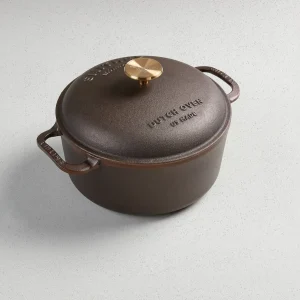 Smithey 5 1/2 Qt Dutch Oven